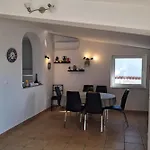 Sky Terrace And Sea View Apartament