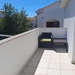 Sky Terrace And Sea View Apartament *